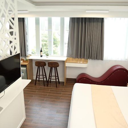 Hong Bao Thach Hotel Ho Chi Minh-staden Exteriör bild